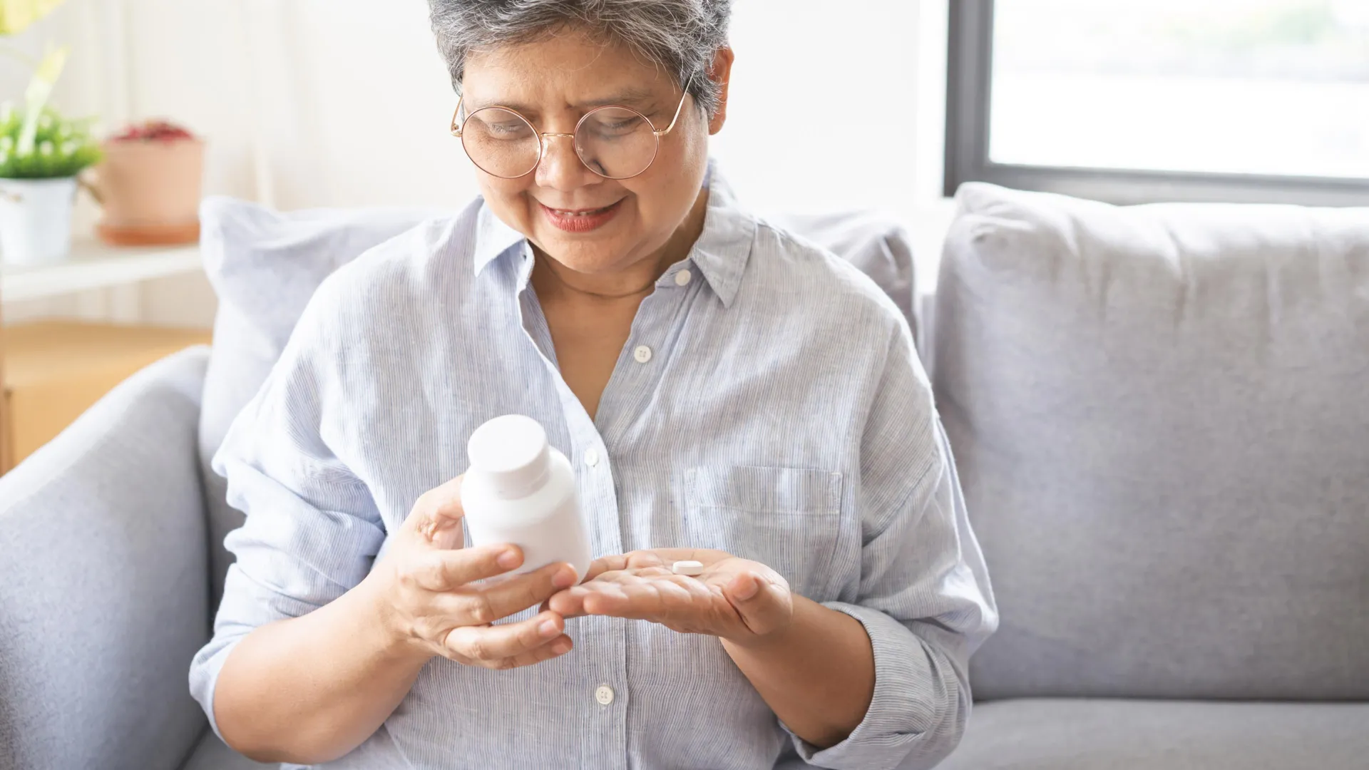 Daily Multivitamin Linked to Better Physical Function in Older Adults
